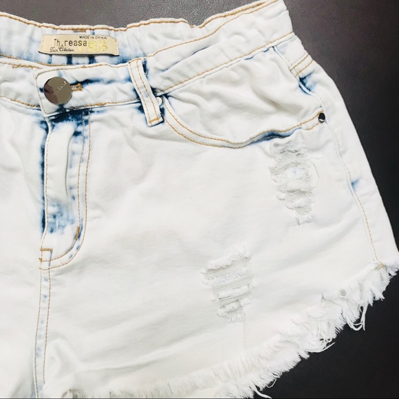 Th.Reasa Distressed High Waisted Shorts - Picture 5 of 6